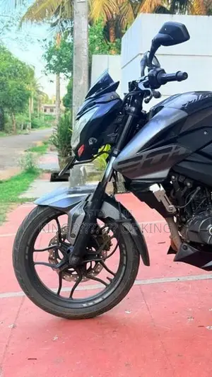 Bajaj Pulsar NS200 2018