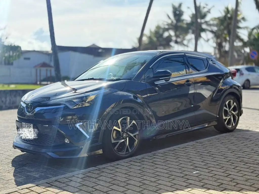 Toyota CHR Ngx10 2018 SUV (Used)