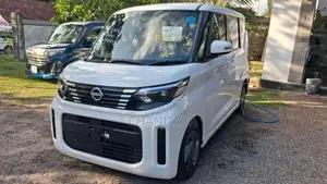 Nissan B44 Roox X 2023 Car Unregistered (Recondition)
