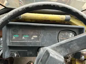 Mitsubishi WA200A Recondition Japan 2023 Heavy-Duty (Used)