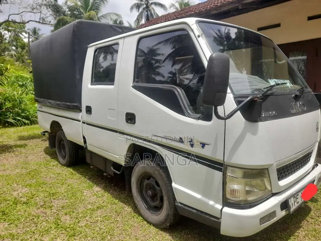 JMC CrewCab 2012 Crew Cab (Used)