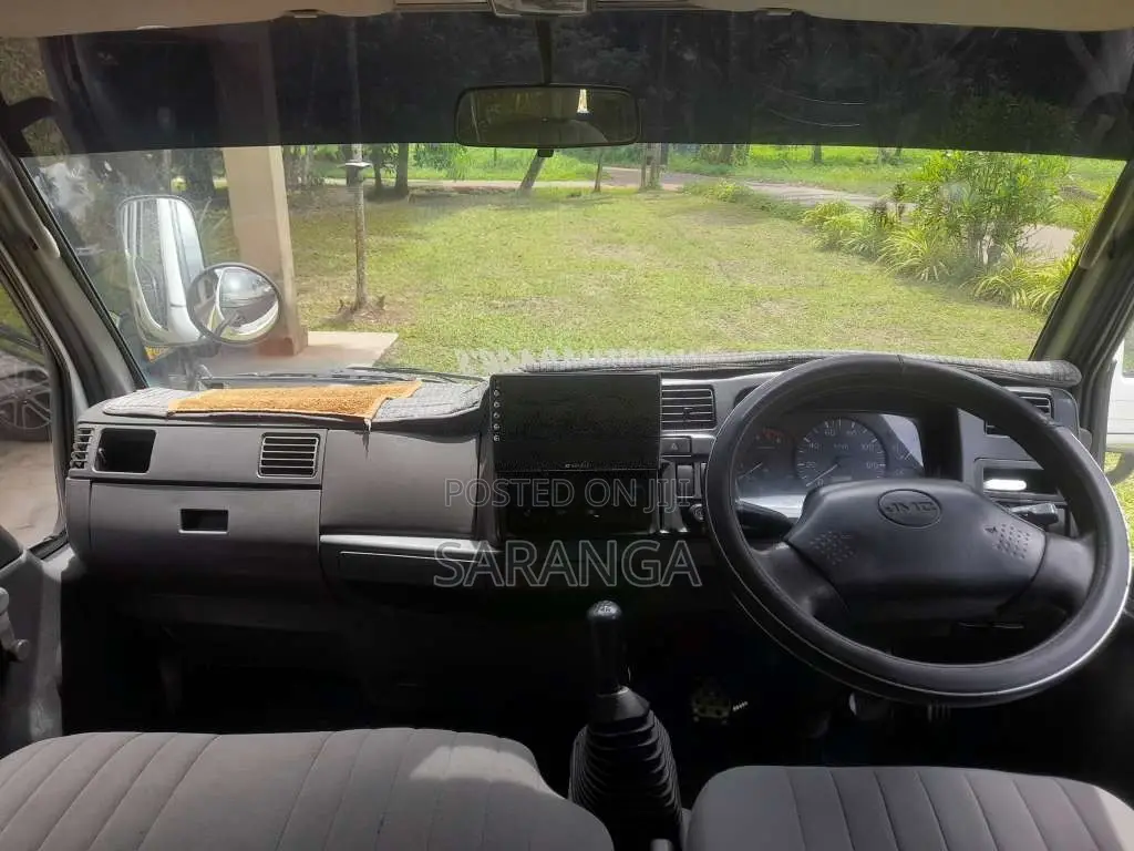 JMC CrewCab 2012 Crew Cab (Used)