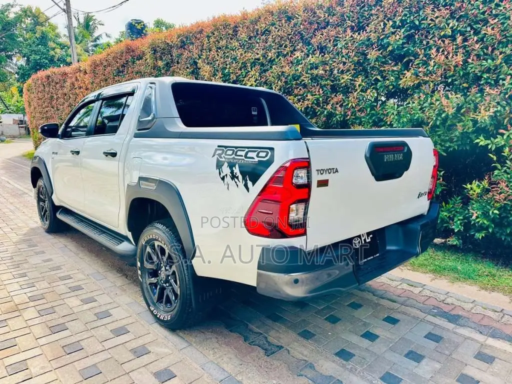 Toyota Hilux Rocco 2025 Pickup (Used)
