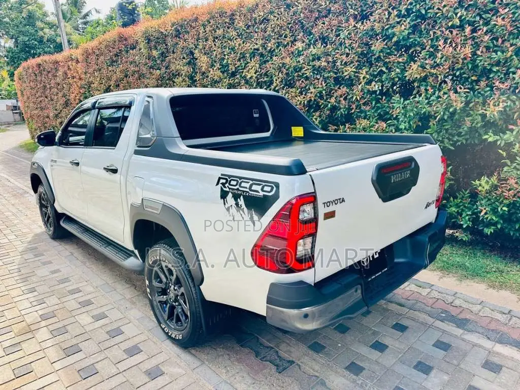 Toyota Hilux Rocco 2025 Pickup (Used)