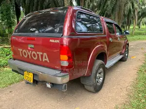 Toyota Hilux 2007 Pickup (Used)