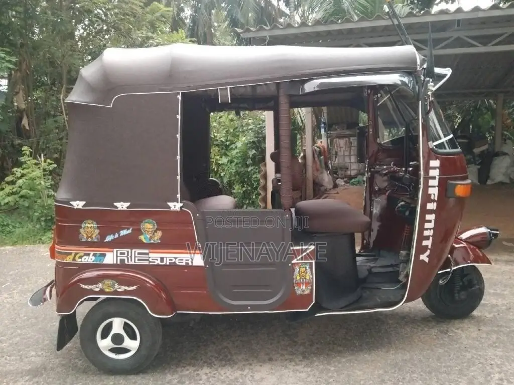 Bajaj RE 2 Stroke 2000 Three Wheel (Used)