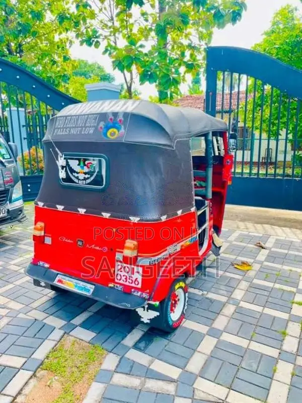 Bajaj 2 Stroke 1995 Three Wheel (Used)
