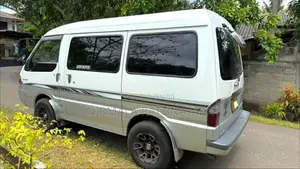 Mazda Bongo VX 1999 Van (Used)