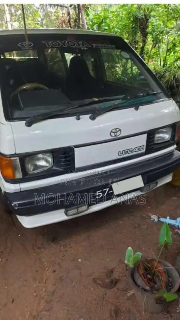 Toyota LiteAce 1990 Van (Used)