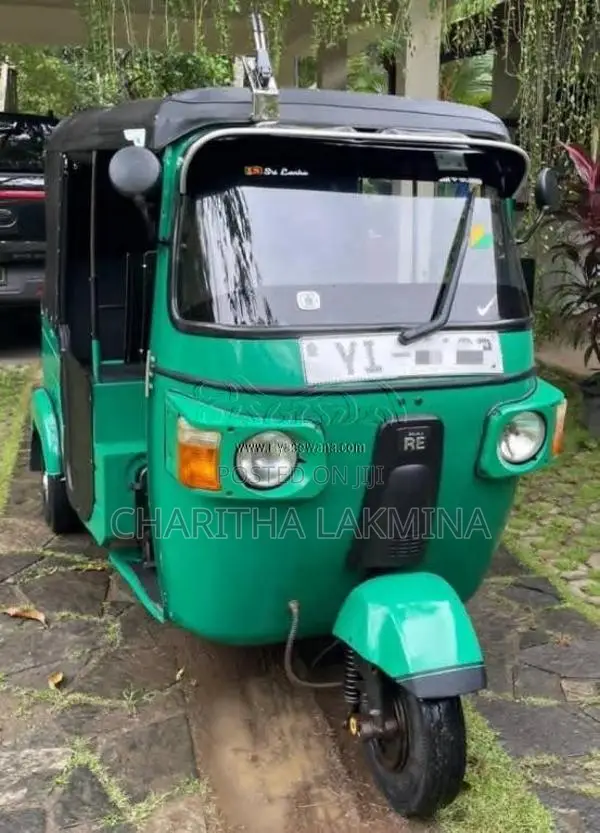 Bajaj 4 Stroke 2011 Three Wheel (Used)