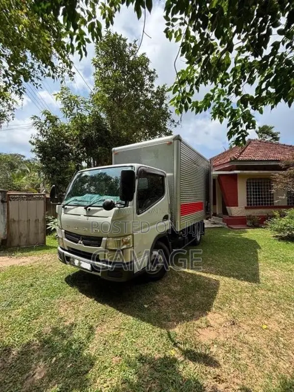 Mitsubishi Canter Fuso 2018 Lorry (Used)