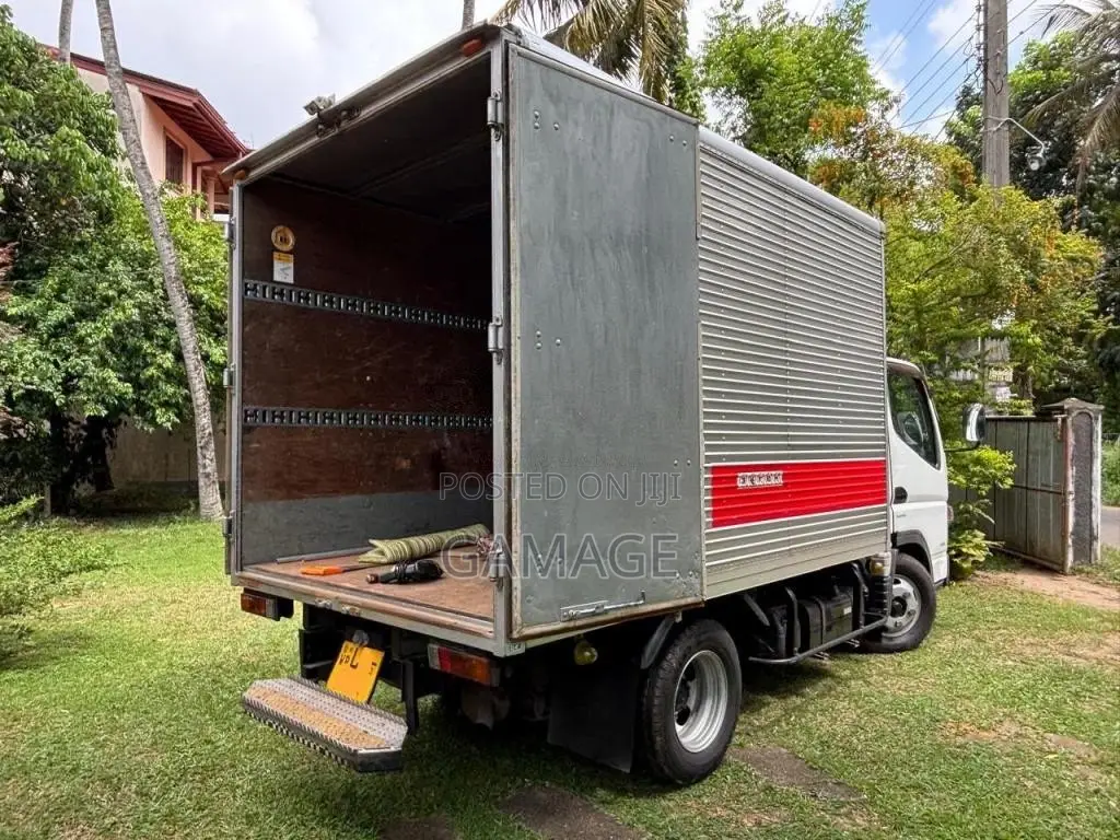 Mitsubishi Canter Fuso 2018 Lorry (Used)
