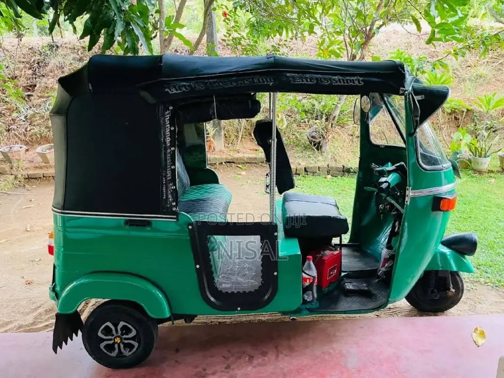 Bajaj RE 2008 Three Wheel (Used)