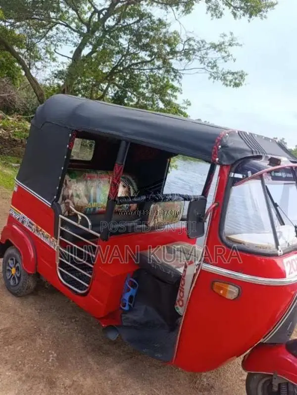 Bajaj RE 2 Stroke 1997 Three Wheel (Used)