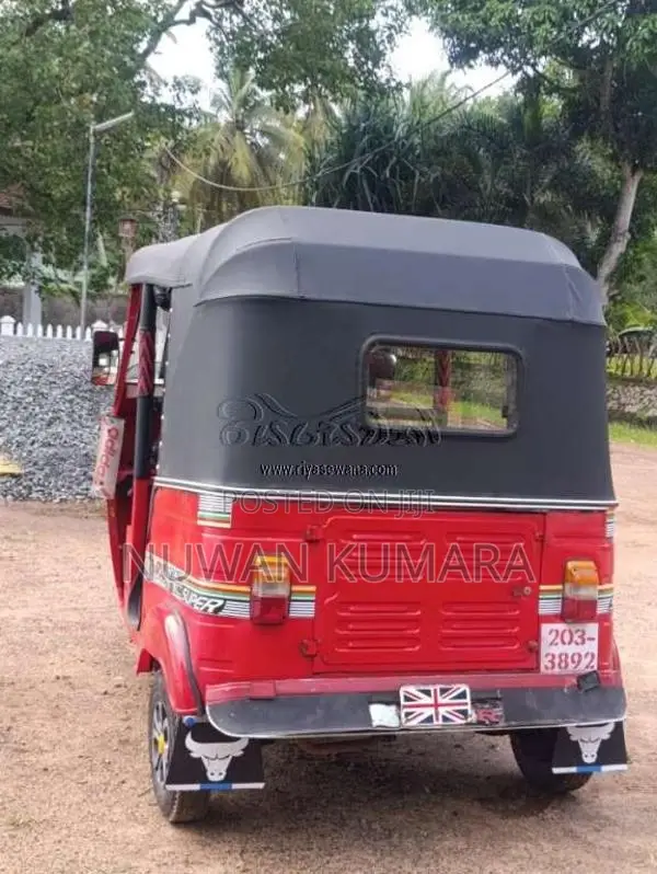 Bajaj RE 2 Stroke 1997 Three Wheel (Used)