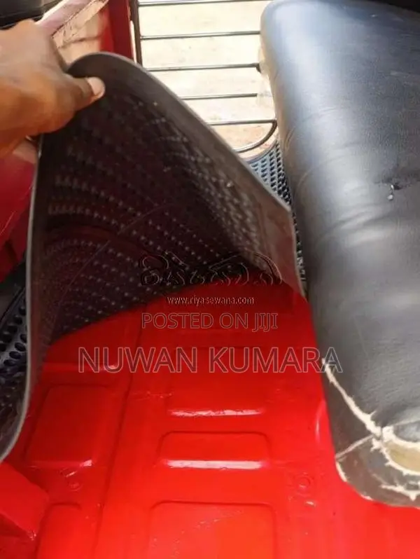Bajaj RE 2 Stroke 1997 Three Wheel (Used)