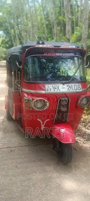 Bajaj RE 205 2012 Three Wheel (Used)