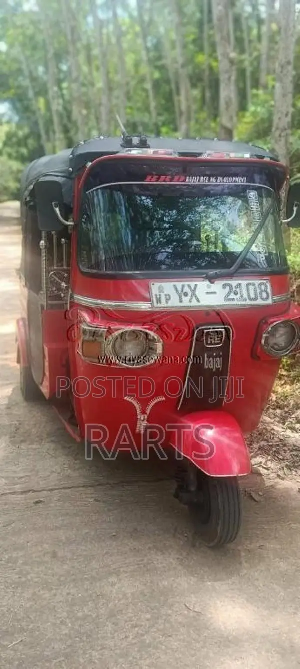 Bajaj RE 205 2012 Three Wheel (Used)