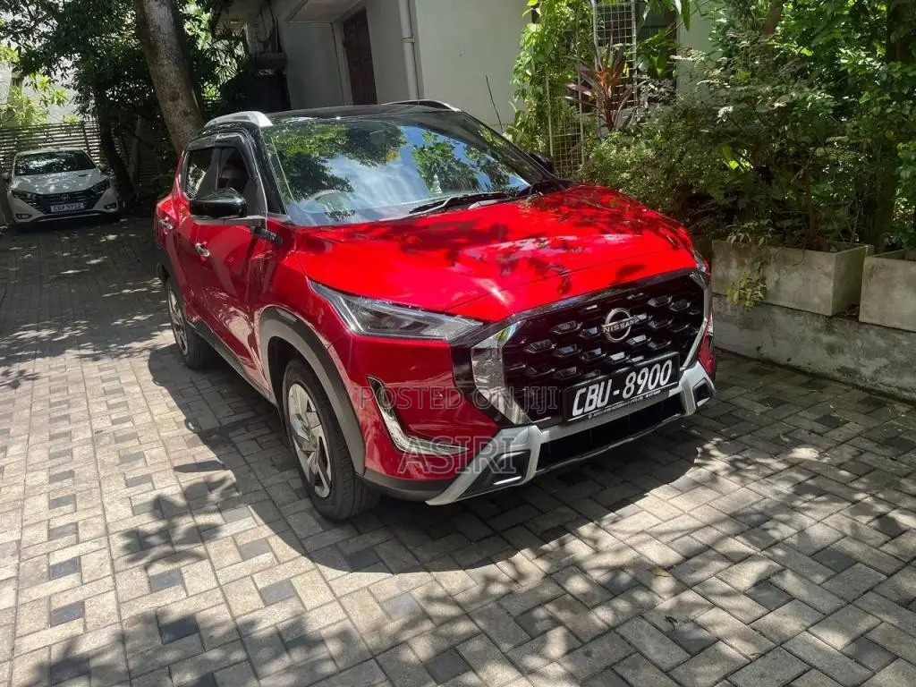 Nissan Magnite 2025 SUV (Used)