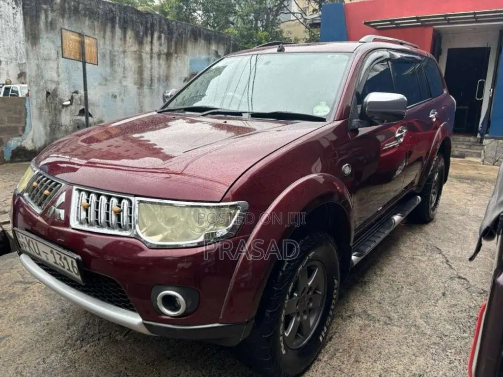Mitsubishi Montero Sport 2012 SUV (Used)