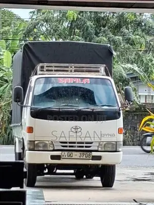 Toyota Dyna 2000 Lorry (Used)