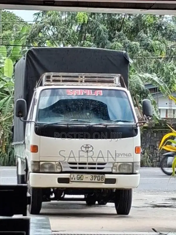 Toyota Dyna 2000 Lorry (Used)