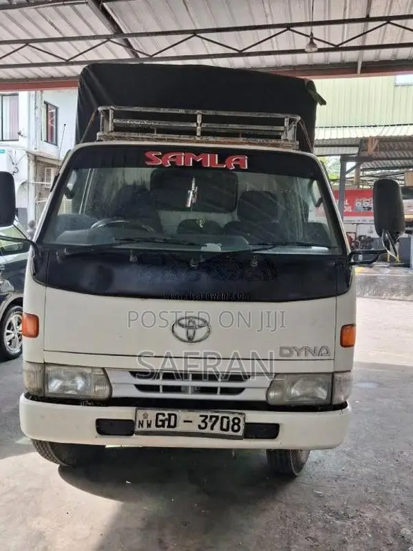 Toyota Dyna 2000 Lorry (Used)