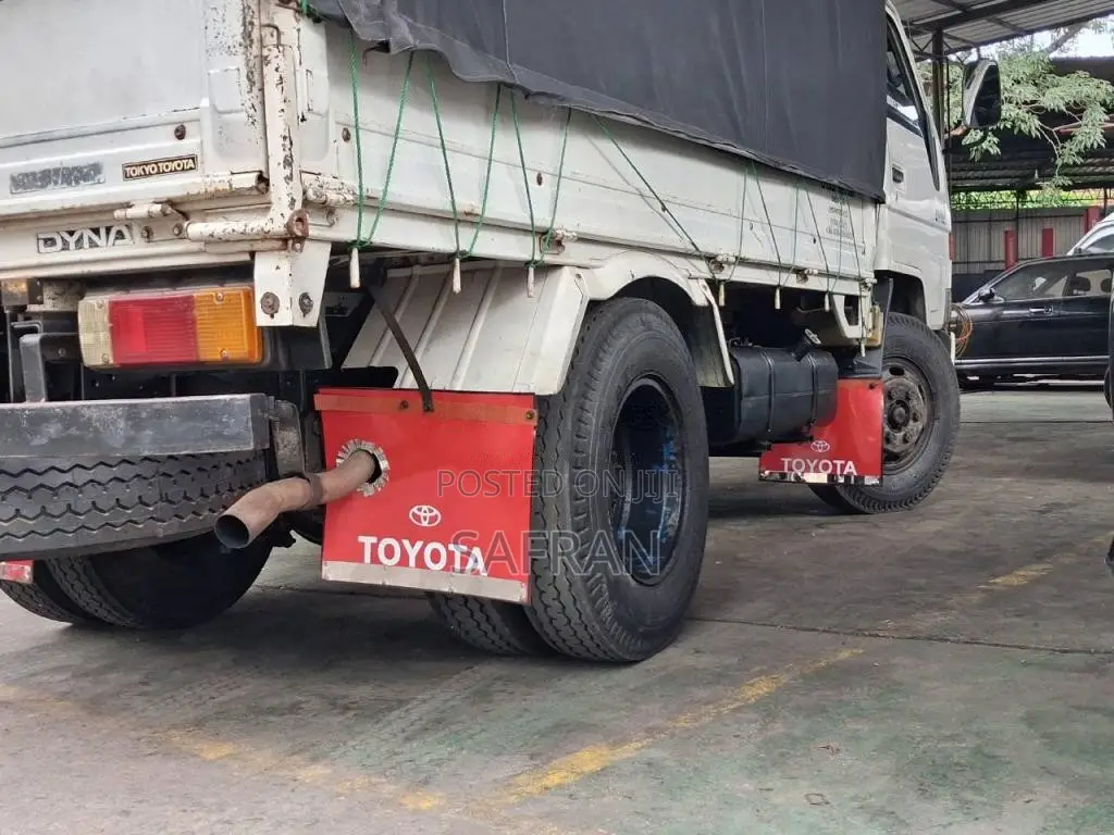 Toyota Dyna 2000 Lorry (Used)