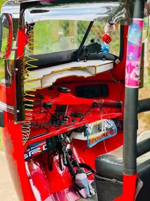 Bajaj RE 2006 Three Wheel (Used)