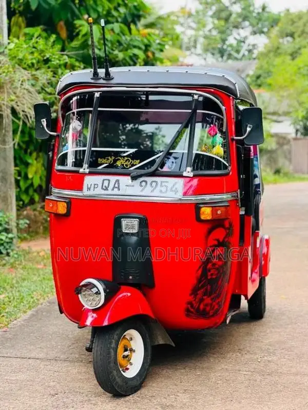 Bajaj RE 2006 Three Wheel (Used)