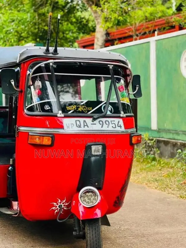 Bajaj RE 2006 Three Wheel (Used)