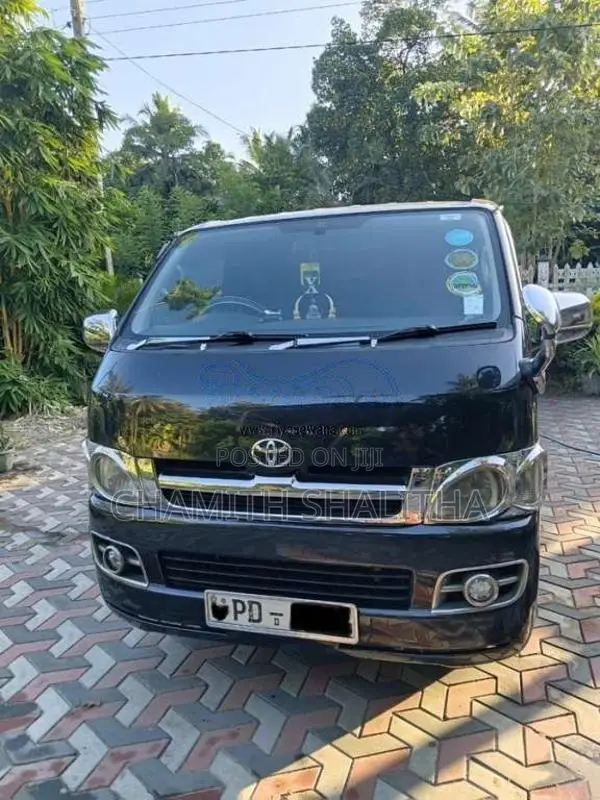Toyota KDH Super GL 2006 Van (Used)