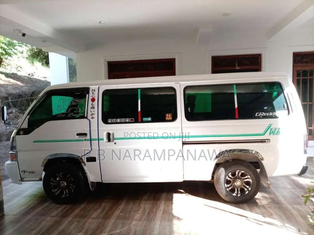 Nissan Caravan 1997 Van (Used)
