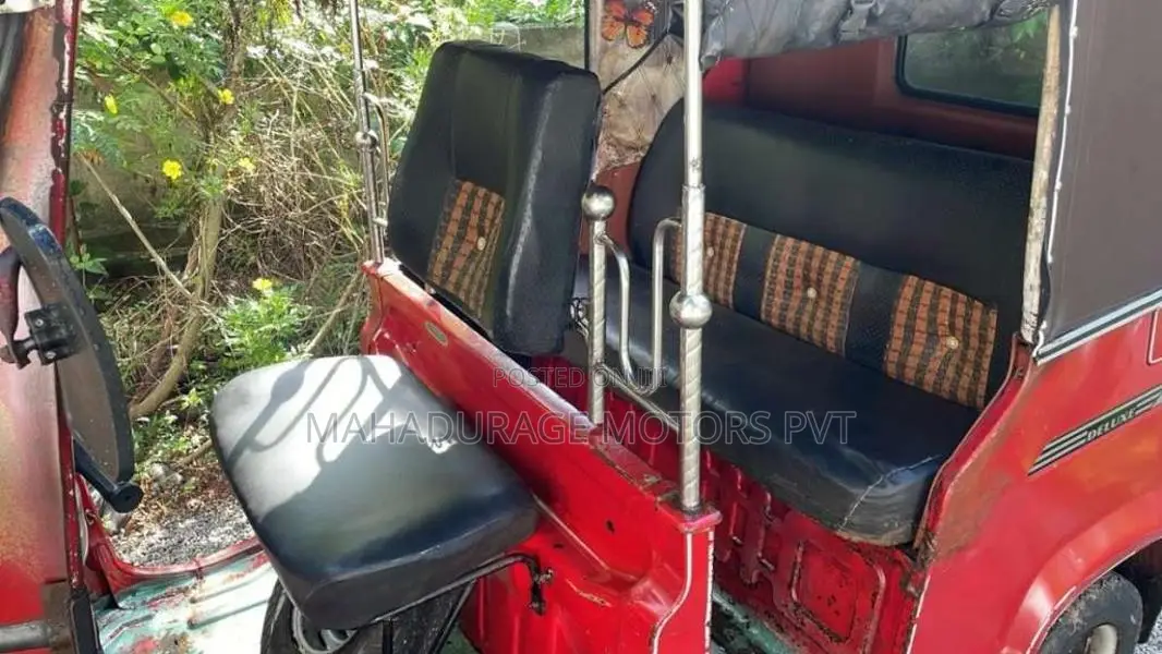 TVS King 2014 Three Wheel (Used)
