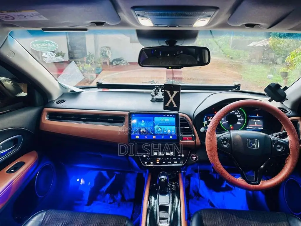 Honda Vezel 2014 SUV (Used)