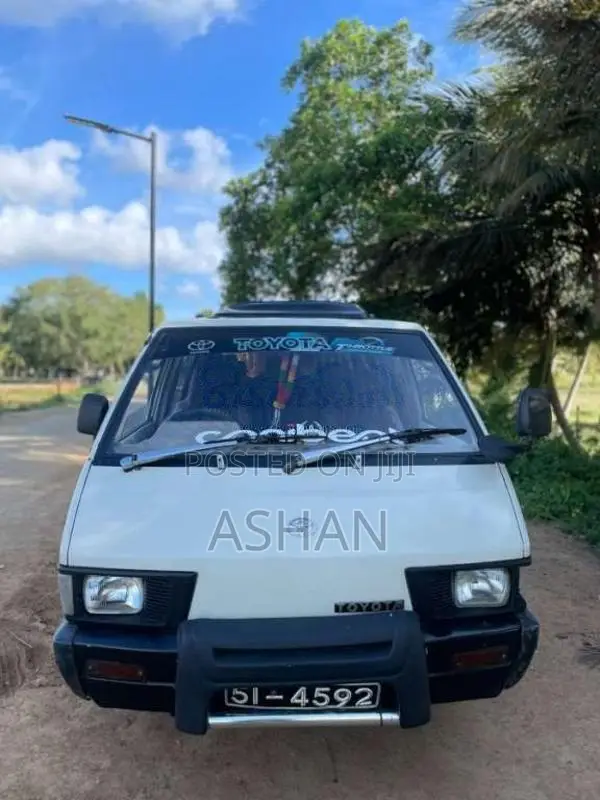 Toyota TownAce 1985 Van (Used)