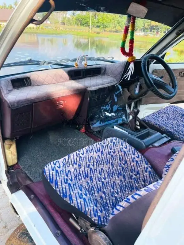 Toyota TownAce 1985 Van (Used)