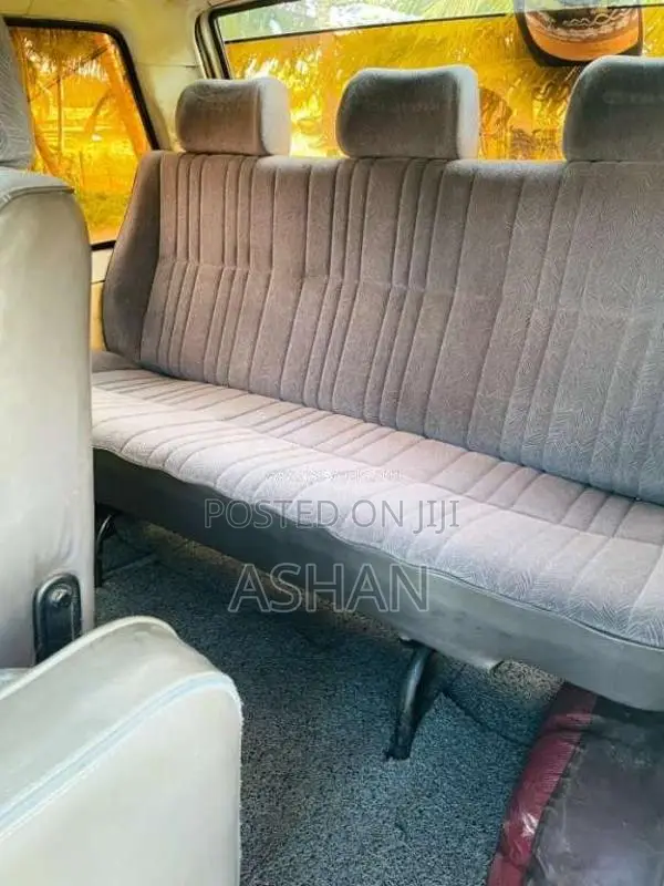 Toyota TownAce 1985 Van (Used)