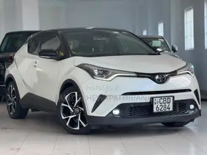 Toyota CHR GT LED 2018 SUV (Used)