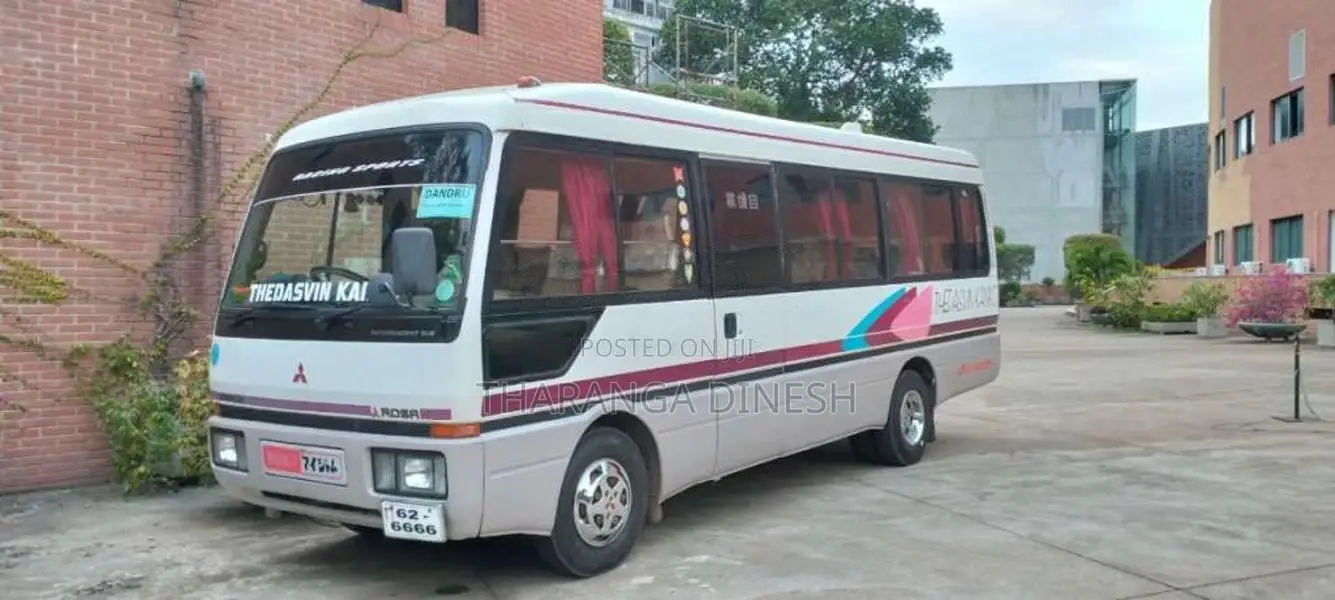 Mitsubishi Rosa 1988 Bus (Used)
