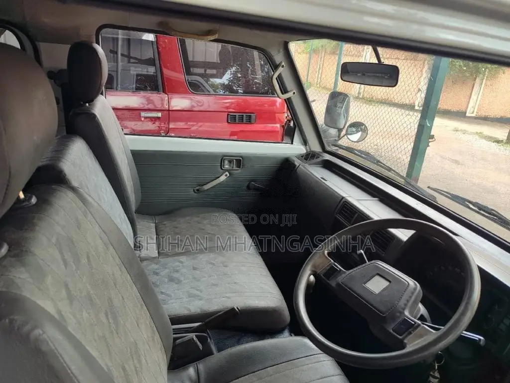 Mazda Brawny 1995 Van (Used)