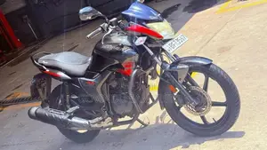 Hero-Honda Hunk 2017 Motorbike (Used)