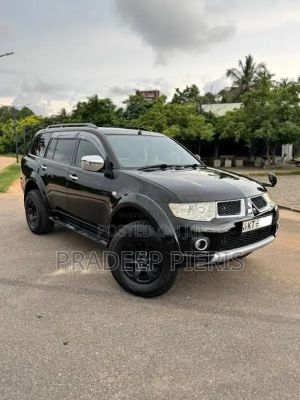Mitsubishi Montero Sport 2012 SUV (Used)