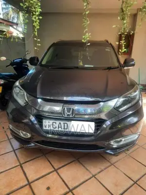 Honda Vezel 2014 SUV (Used)