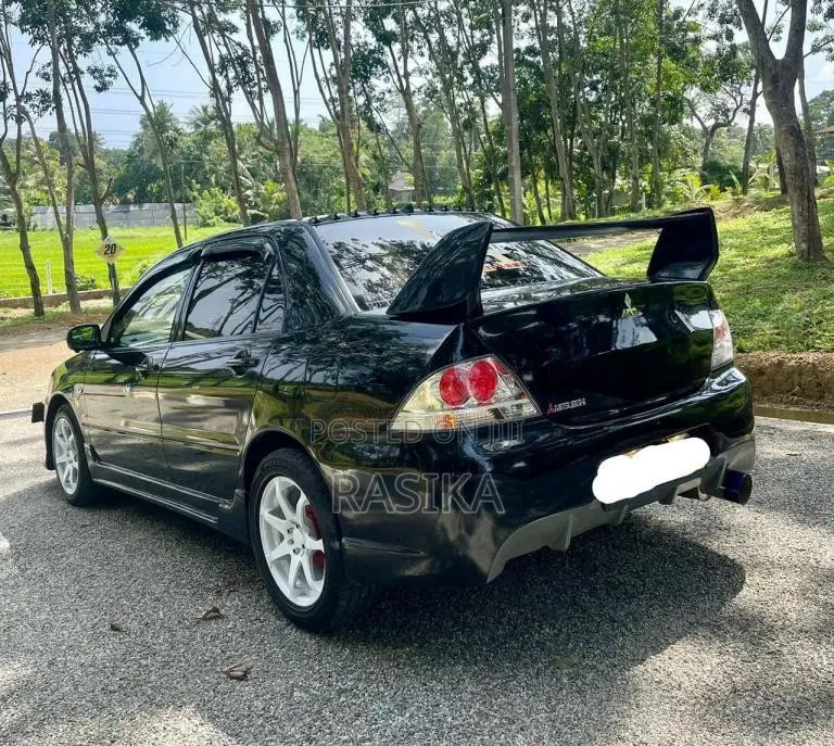 Mitsubishi CS2 GLX 2003 Car (Used)