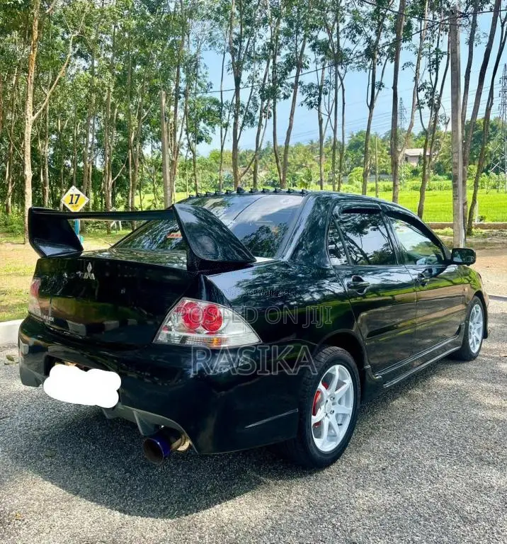 Mitsubishi CS2 GLX 2003 Car (Used)