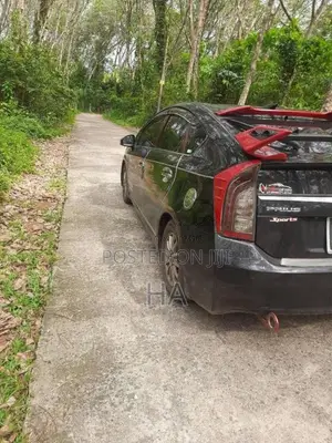 Toyota Prius 2013 Car (Used)