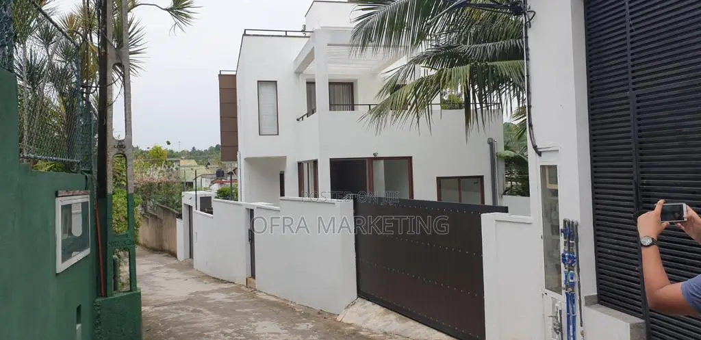 4bdrm House in Kotte for rent
