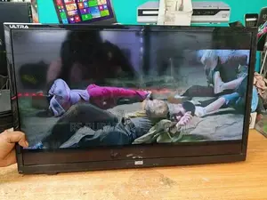 UNIC 24" LED TV