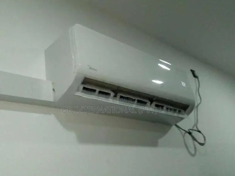 12000Btu (Midea Non Inverter) AC
